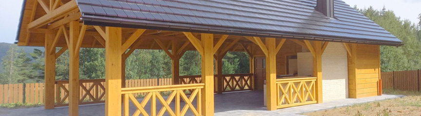 Jak dbać o wiaty drewniane w ogrodzie? Kompleksowy poradnik